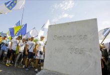Marš mira 2017: Učesnici u tišini stigli u Memorijalni centar Potočari