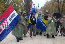 Učesnici Marša mira Srebrenica – Odžak – Vukovar odali počast žrtvama Gradačca