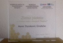 Dani meda 2017: Asmir Duraković dobitnik Zlatne plakete za bagremov med