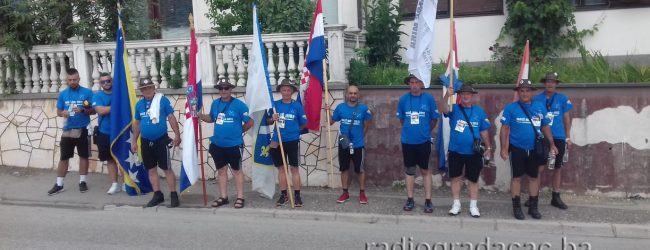 Učesnici marša mira Zagreb–Srebrenica odali počast žrtvama Gradačca