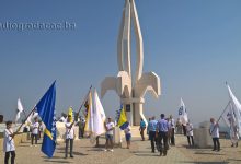FOTO: Obilježena godišnjica spomenika Ljiljan na Banderi