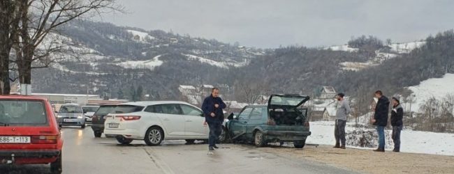 Među povrijeđenima u današnjoj saobraćajnoj nesreći u Potpeći tri osobe iz Vučkovaca