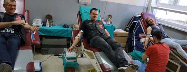 Bajkeri darovali krv