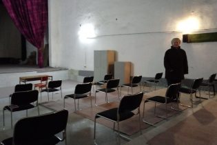 Centar za aktivno starenje obezbijedio donaciju gradskom kinu u Gradačcu