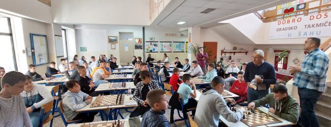 Održano Gradsko takmičenje u šahu učenika osnovnih škola sa područja grada Gradačca