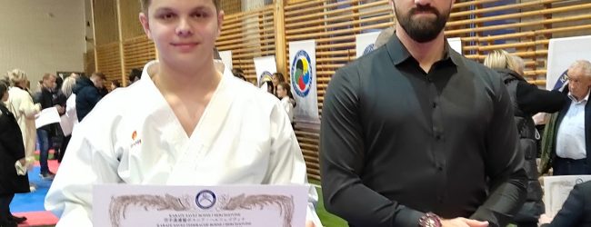 Benjamin Avdić položio za majstora karatea