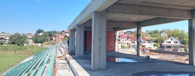 Gradonačelnik Dervišagić obišao radove na izgradnji sportske infrastrukture u Gradačcu
