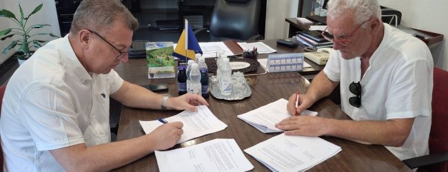 POTPISANI UGOVORI ZA REKONSTRUKCIJU ČETIRI PUTNA PRAVCA