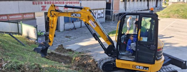 Vozni park Komunalca bogatiji za još jednu radnu mašinu