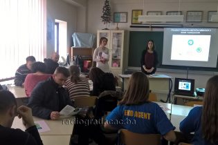 Reciklaža nije blamaža – škola „Hasan Kikić“ u akciji razvrstavanja otpada