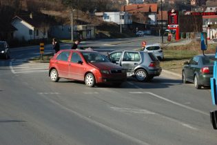 Nova saobraćajna nezgoda u Sarajevskoj ulici