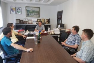 Delegacija džemata Mionica 1 na radnom sastanku kod gradonačelnika Edisa Dervišagića