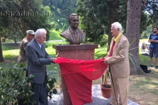 Otkrivena bista Josipu Brozu Titu u gradskom parku