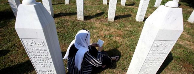 U 12 sati će se aktivirati sirene za ubunjivanje u znak sjećnja na žrtve genocida nad Bošnjacima u Srebrenici