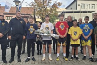 Sretan “Dan Zlatnih ljiljana Gradačca”