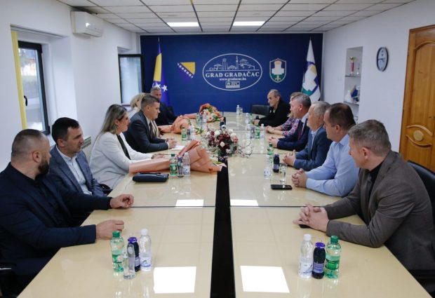 Vlada TK sa više od 3,3 miliona KM podržava razvojne projekte u Gradačcu
