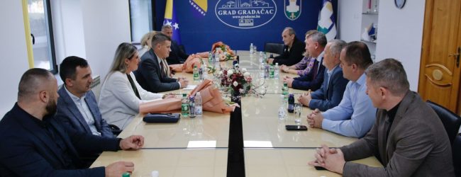 Vlada TK sa više od 3,3 miliona KM podržava razvojne projekte u Gradačcu