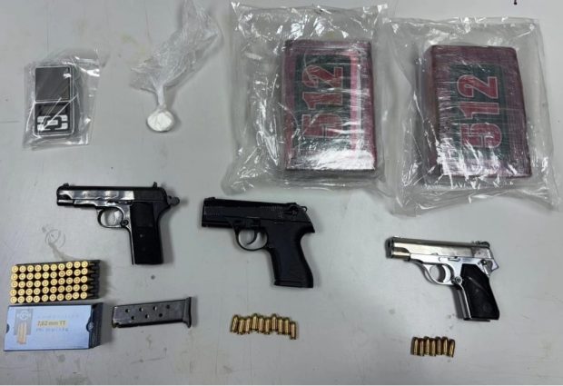 Uprava policije MUP TK – prilikom pretresa pronađeno i oduzeto oko dva kilograma kokaina, dva lica lišena slobode