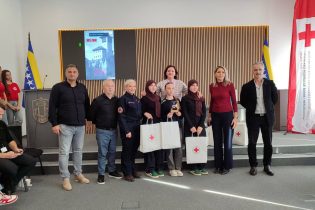 OŠ “Hamdija Kreševljaković” Kamberi pobjednik kantonalnog takmičenja “Misli mine”