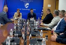 VLADA TK: 187.800 KM za Sportsku dvoranu u Gradačcu, za sanaciju svlačionica, foajea i hodnika sa sanitarnim blokom