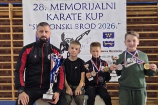 KBS “Zmaj” osvojio četiri medalje na Međunarodnom karate kupu u Slavonskom Brodu