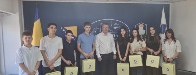 Gradonačelnik organizovao tradicionalni prijem učenika generacije