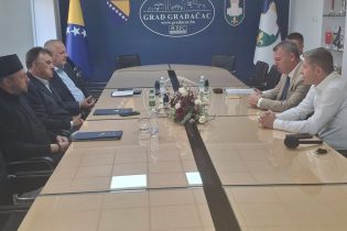 Potpisani ugovori za šest projakata sanacije i rekontrukcije na području Gradačca